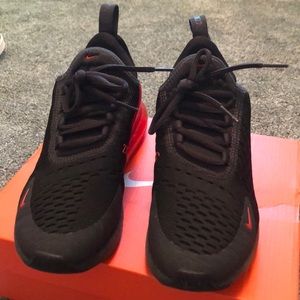 Boys Nike air max 270R